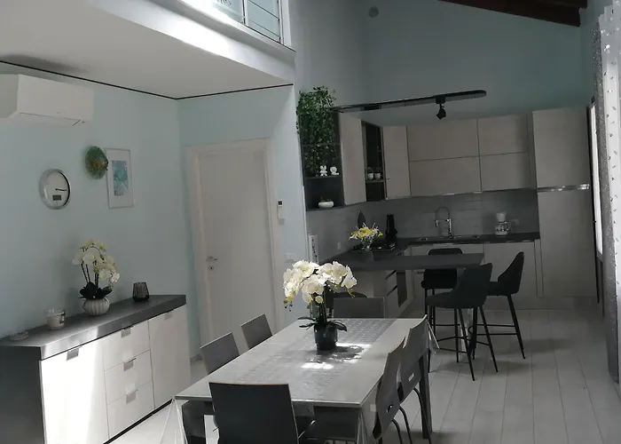 ヴィラ Flamingo *